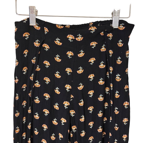 Billabong Black Floral Wide-Leg Split Pants Size Large Floral pattern - Picture 3 of 13